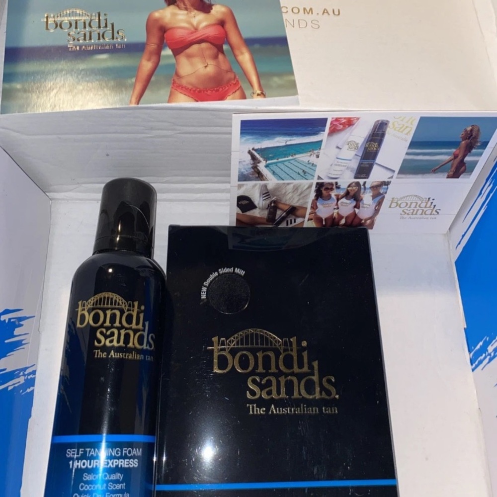 BNIB Bondi Sands Aero 1 Hour Express Self Tanning Foam & Glove - 7.04oz